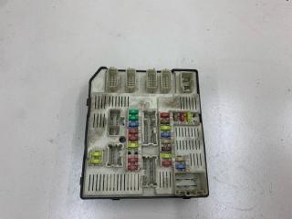 Блок предохранителей Renault Megane 3 2009 Б/У Блок предохранителей Renault Megane 3 2009