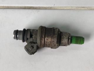 Форсунка топливная Mitsubishi Galant 1995