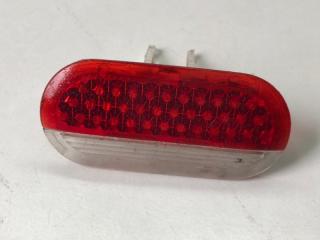 Отражатель передний левый Volkswagen Vento 1991