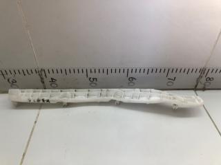 Направляющая бампера задняя правая Mitsubishi Pajero 4 2006