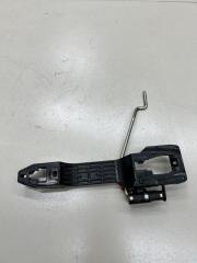 Кронштейн ручки двери наружной передний правый Toyota Hilux 7