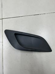 Запчасть решетка в бампер правая Ford Focus 2