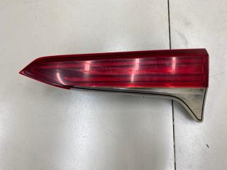 Фонарь внутренний задний правый Toyota Fortuner 2