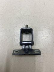 Фото запчасти петля двери багажника Mitsubishi ASX Б/У запчасть Запчасть петля двери багажника Mitsubishi ASX