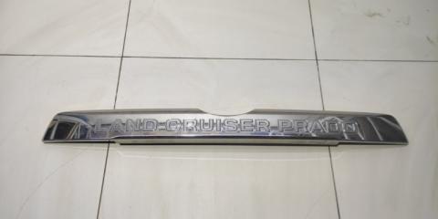 Накладка двери багажника Toyota Land Cruiser Prado
