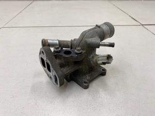 Фото запчасти фланец двигателя системы охлаждения Mazda CX-7 2010 Б/У запчасть Запчасть фланец двигателя системы охлаждения Mazda CX-7 2010