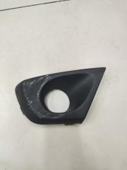 Рамка противотуманной фары правая Renault Duster 1