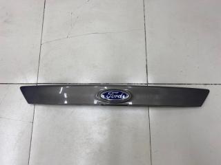 Накладка двери багажника Ford Focus 3