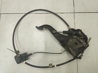 Фото запчасти педаль стояночного тормоза Mitsubishi Diamante 2 Б/У запчасть Запчасть педаль стояночного тормоза Mitsubishi Diamante 2