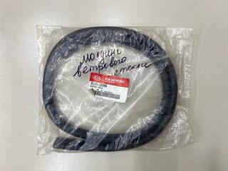 Уплотнитель капота задний Kia Soul 1