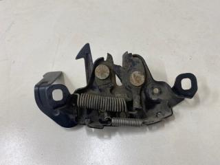 Запчасть замок капота Nissan Primera 3