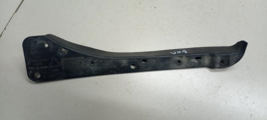 Запчасть брызговик передний левый Geely Emgrand