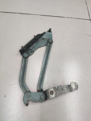 Запчасть петля крышки багажника левая Renault Megane 3 2014