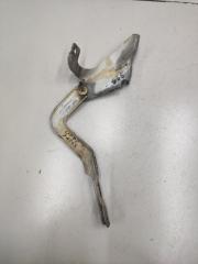 Петля капота левая Лада Веста Б/У Петля капота левая Лада Веста