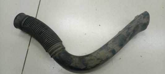 Патрубок воздушного фильтра Renault Logan 1 Б/У Патрубок воздушного фильтра Renault Logan 1