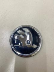 Эмблема на дверь багажника Skoda Kodiaq Б/У Эмблема на дверь багажника Skoda Kodiaq