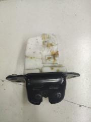 Замок двери багажника Nissan X-Trail