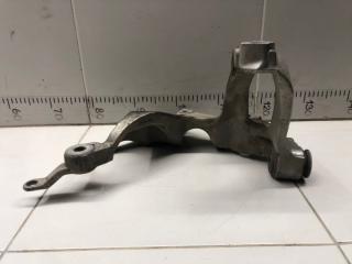 Фото запчасти кронштейн рычага передний правый Honda Civic 8 2008 Б/У запчасть Запчасть кронштейн рычага передний правый Honda Civic 8 2008