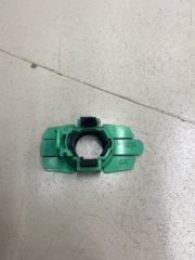 Запчасть кронштейн датчика парковки Toyota RAV4