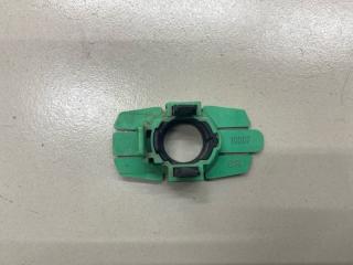 Запчасть кронштейн датчика парковки Toyota RAV4