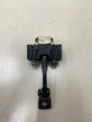 Запчасть ограничитель двери передний Datsun on-Do 2017