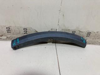 Запчасть накладка бампера передняя правая Toyota Fortuner 2