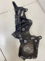 Кронштейн генератора Renault Logan 1 2008