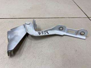 Петля капота левая Лада Веста Б/У Петля капота левая Лада Веста