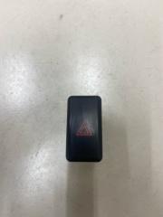 Запчасть кнопка аварийной сигнализации Mazda 3 2006