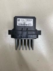 Фото запчасти резистор отопителя Chevrolet Cruze 1 2012 контрактная запчасть Запчасть резистор отопителя Chevrolet Cruze 1 2012