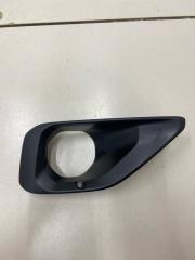 Рамка противотуманной фары правая Лада Нива Тревел