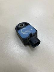 Запчасть датчик air bag Toyota Rav4 2012