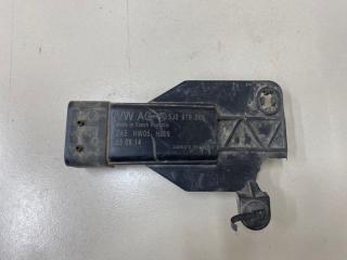 Фото запчасти блок управления вентилятором Volkswagen Polo 5 Б/У запчасть Запчасть блок управления вентилятором Volkswagen Polo 5