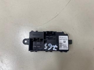 Запчасть резистор отопителя Ford Focus 3 2012