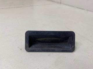 Запчасть кнопка открывания багажника Ford Focus 2 2006