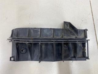 Запчасть кронштейн бампера задний правый Audi A3 1997