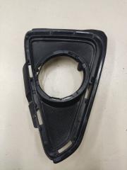 Запчасть решетка в бампер правая Toyota RAV4