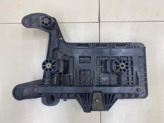 Крепление аккумулятора (корпус/подставка) Volkswagen Passat B6 2008