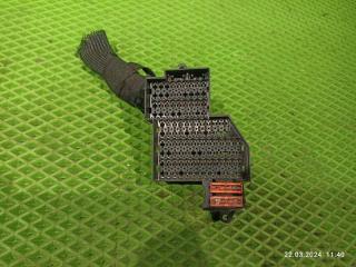 Блок предохранителей Porsche Cayenne 2003 Б/У Блок предохранителей Porsche Cayenne 2003