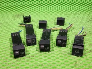 Запчасть кнопка многофункциональная Saab 9000 1988