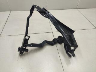 Панель передняя (Телевизор) правый Mercedes-Benz C-Class