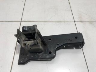 Кронштейн усилителя бампера передний правый Opel Corsa D 2009