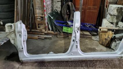 Порог со стойками левый Suzuki Grand Vitara XL-7 2006