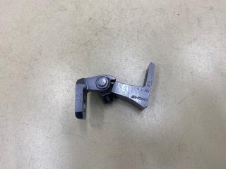 Запчасть петля двери левая Omoda C5 2023