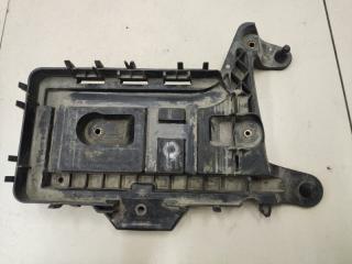 Крепление аккумулятора (корпус/подставка) Volkswagen Golf 6