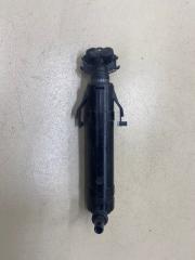 Форсунка омывателя фары левая Volkswagen Passat B7