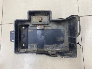 Крепление аккумулятора (корпус/подставка) Ford Focus 1 2004