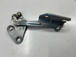 Фото запчасти петля капота левая Citroen Xsara Picasso 2002 Б/У запчасть Запчасть петля капота левая Citroen Xsara Picasso 2002
