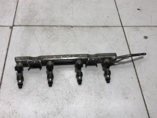 Фото запчасти рейка топливная (рампа) Nissan Almera 2 2001 Б/У запчасть Запчасть рейка топливная (рампа) Nissan Almera 2 2001