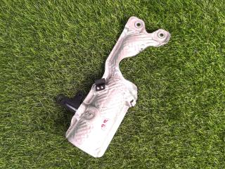 Фото запчасти тепловой экран Maserati Levante 2022 контрактная запчасть Запчасть тепловой экран Maserati Levante 2022